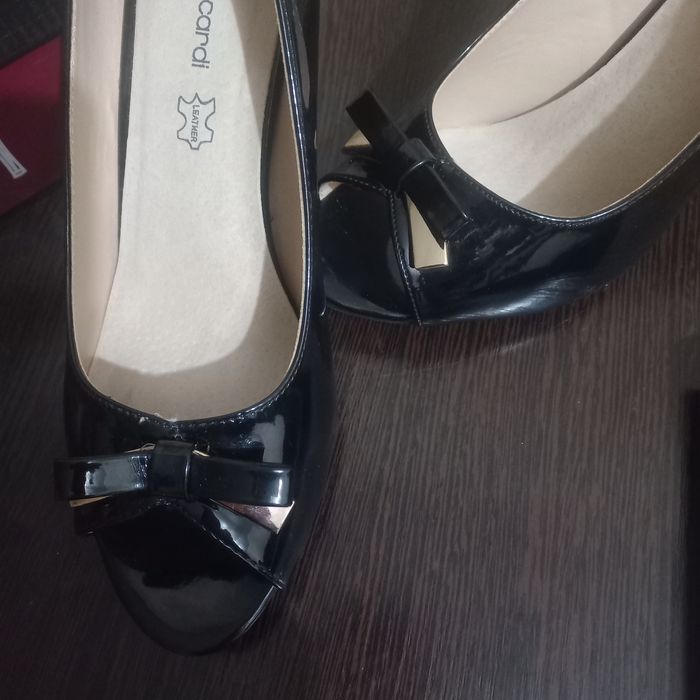 Туфли вечерние новые.