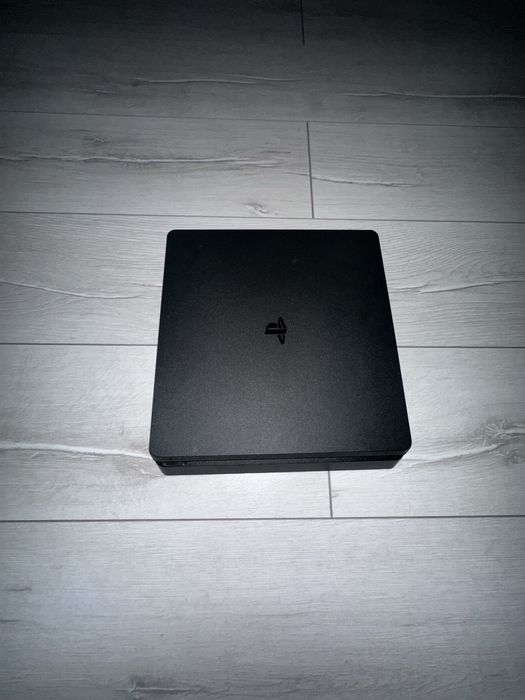 Playstation 4 slim на 500гб