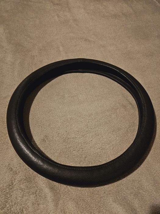 Vand husa volan neagra