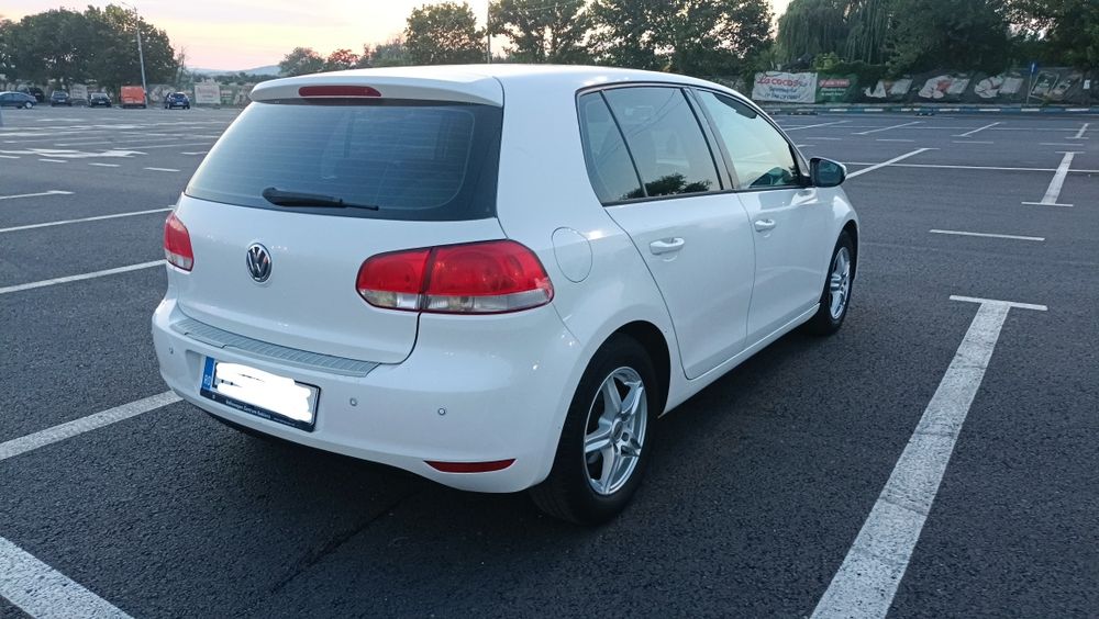 WV Golf 6 benzina 1.6 mpi cu GPL an 2010