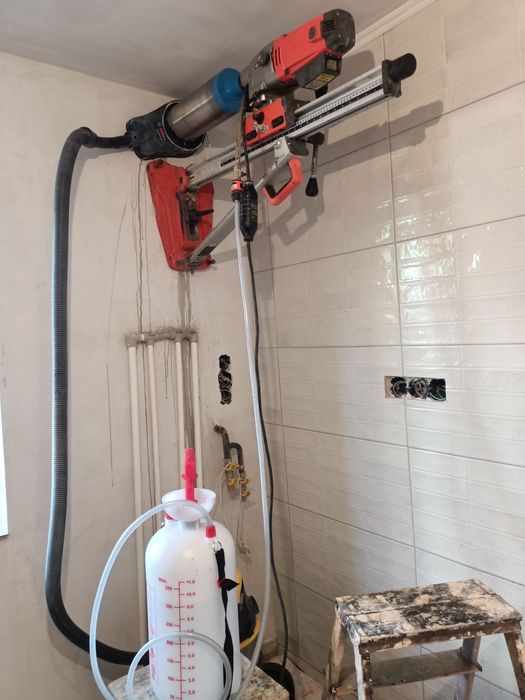 EXECUT GĂURI PENTRU  hote,ac,centrale şi alte tubulaturi