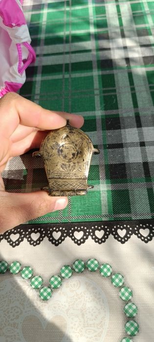 Продавам стара барутница