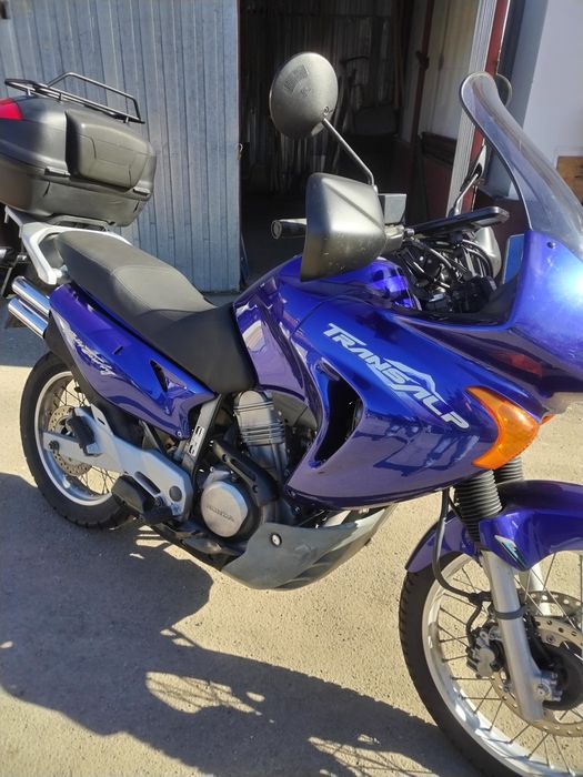 Motocicletă Honda Transalp