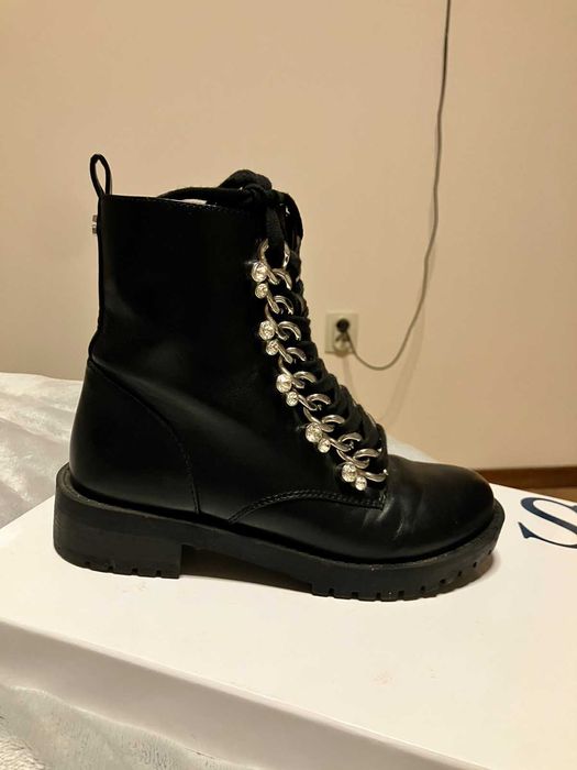 Кожени Боти Guess