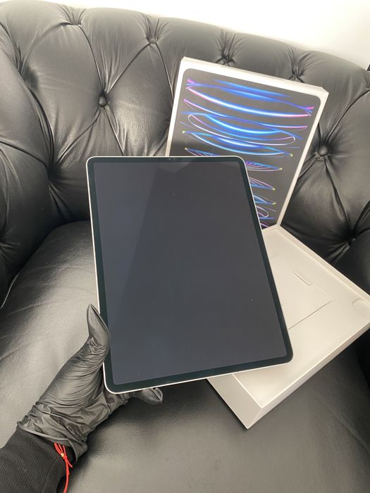 iPad Pro 12.9-Inch / 128 GB / Silver