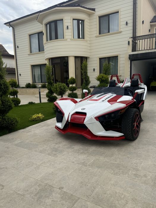 Polaris Slingshot Ca noua
