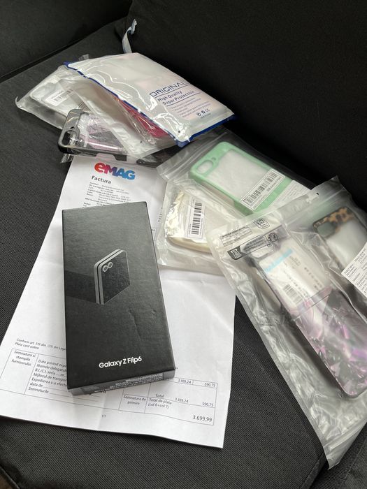 Samsung FLIP 6 256GB 12GB RAM Silver Garantie 09.11.2026