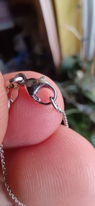 Златно колие с брилянт