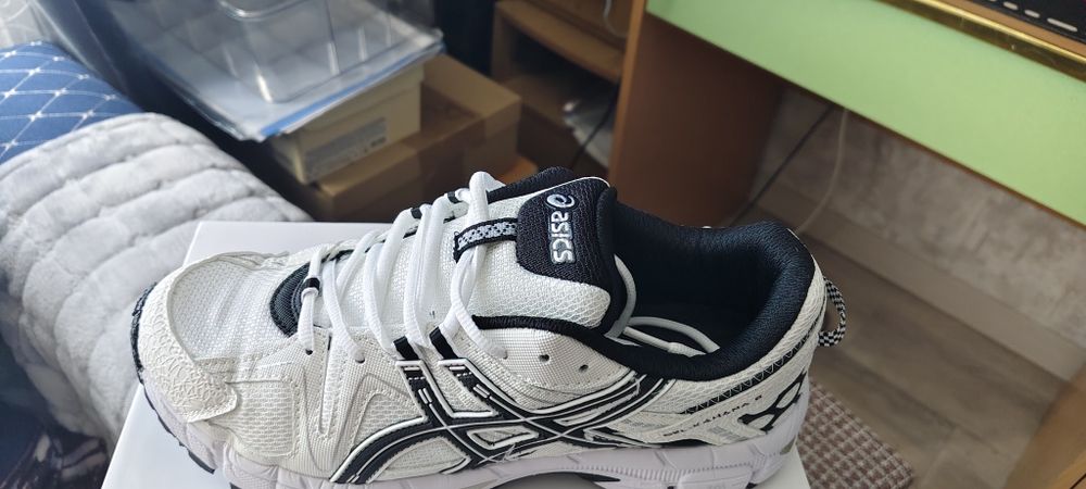 Кроссовки мужские asics