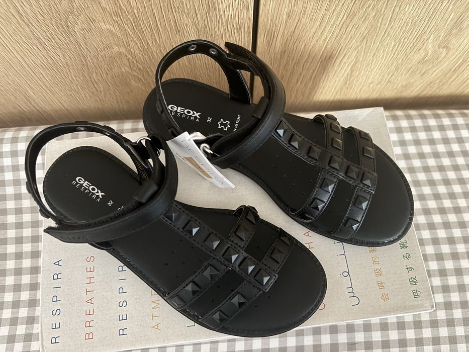 Детски сандали GEOX