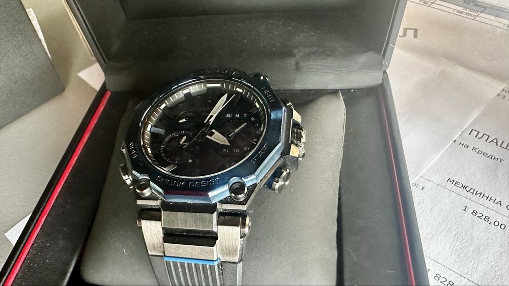 Часовник CASIO G-SHOCK MTG-B2000B-1A2ER Гаранция