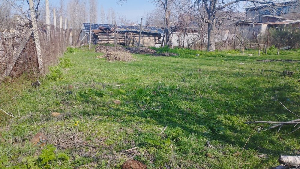 6 sotix yer srochni sotiladi