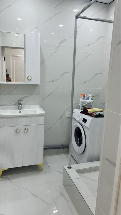 Продам трехкомнатную квартиру