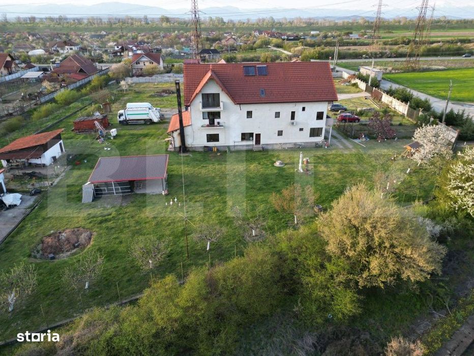 Casa de vanzare cu spatiu comercial, service auto si teren 3000 mp, zo