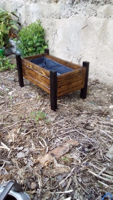 сандъче за цветя, Дървени саксии (кашпи) за растения