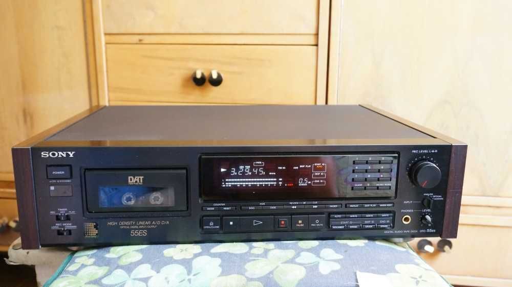 Casetofon digital DAT Sony DTC-55ES