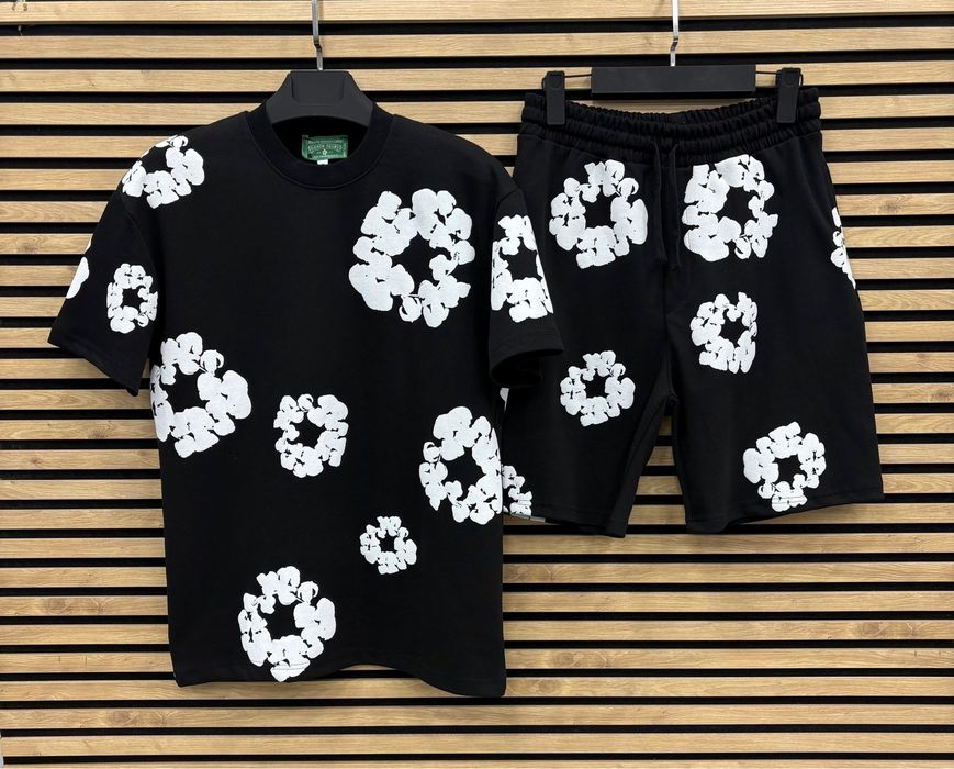 Compleuri vara Denim Tears Bape Sp5der essentials