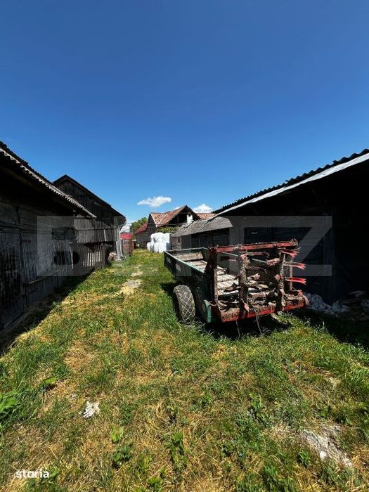 Casa de vanzare, 140 mp, 3300 mp teren, la 25 km de Bistrita