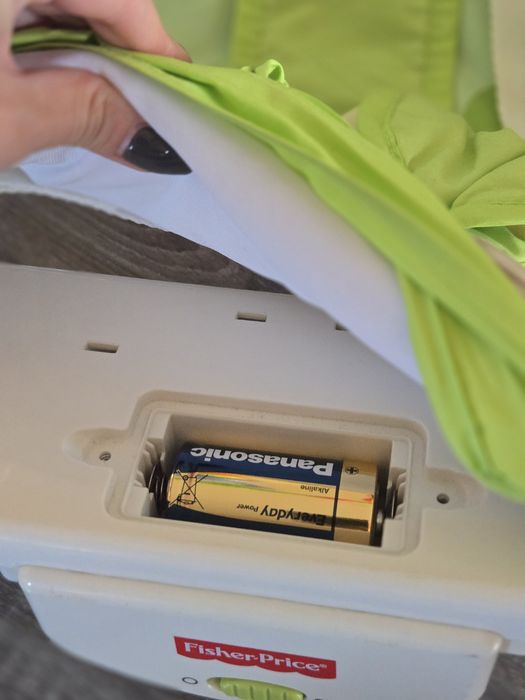 Бебешки шезшонг/столче с вибраций  fisher price