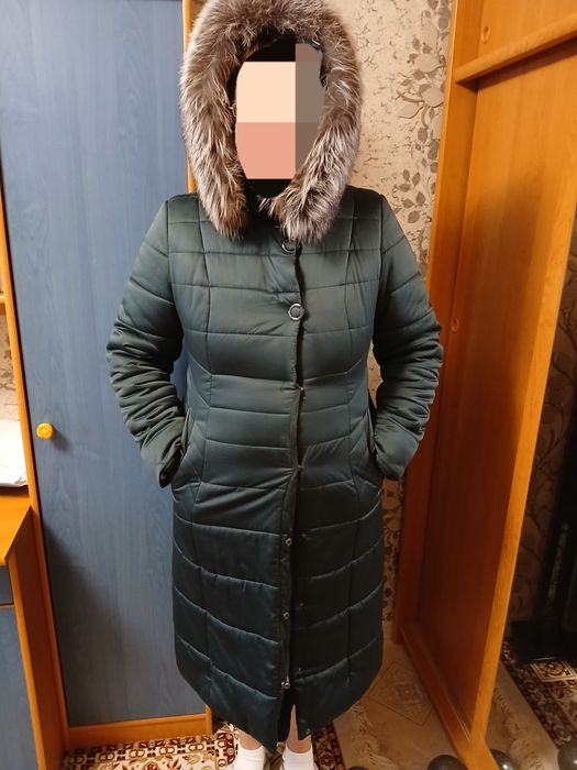 Зимнее пальто с капюшоном