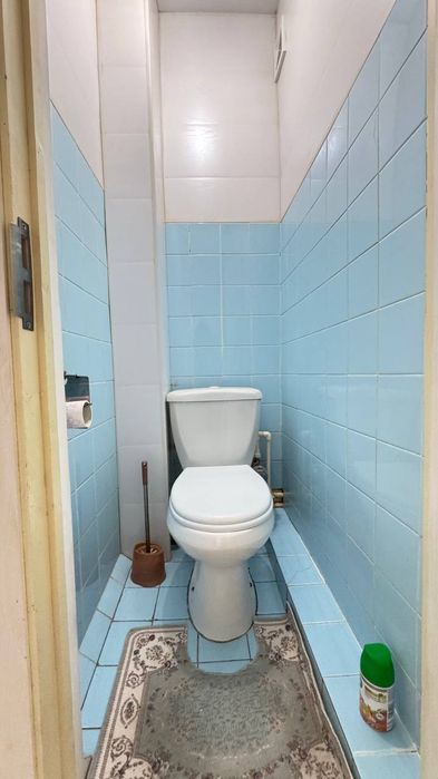 Продаётся 2х-комн квартира 2/3/4 кирпичный дом, 77 серия