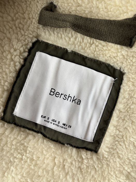 Парка Bershka С размер