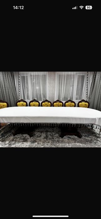 Гостевой большой стол