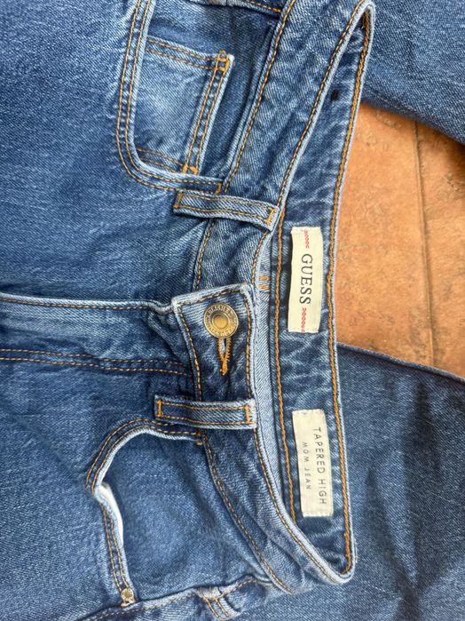 Дънки Guess - Tapered Fit - рр24