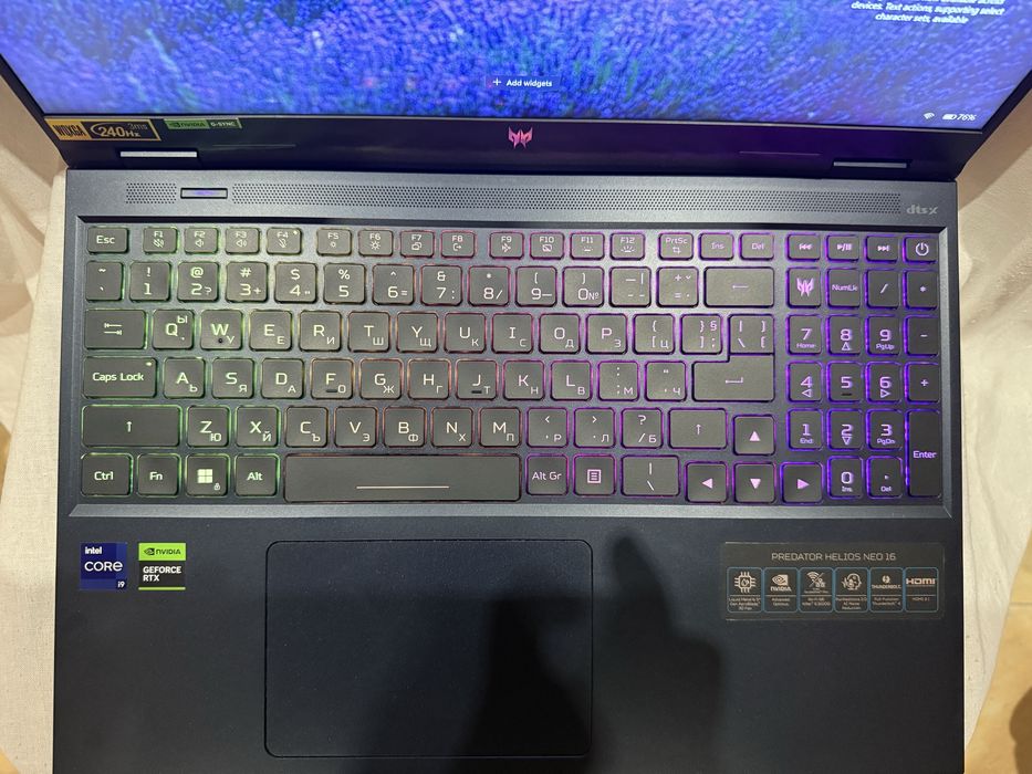 Геймърски лаптоп Acer Predator Helios Neo 16