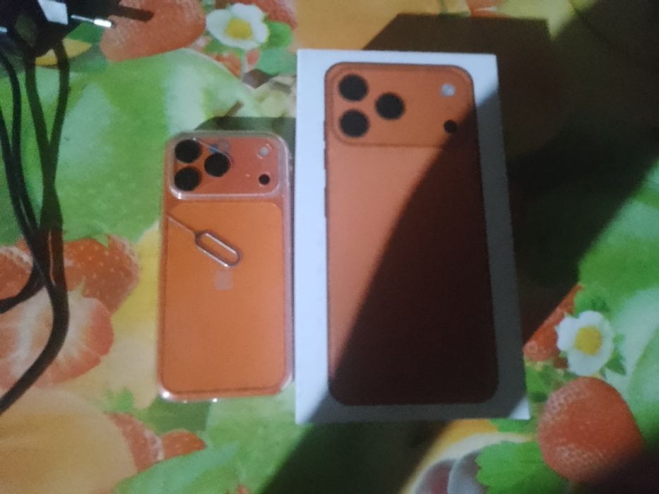 Mini iPhone 17pro max