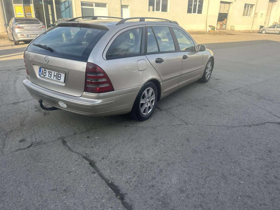 Vând/schimb Mercedes-Benz