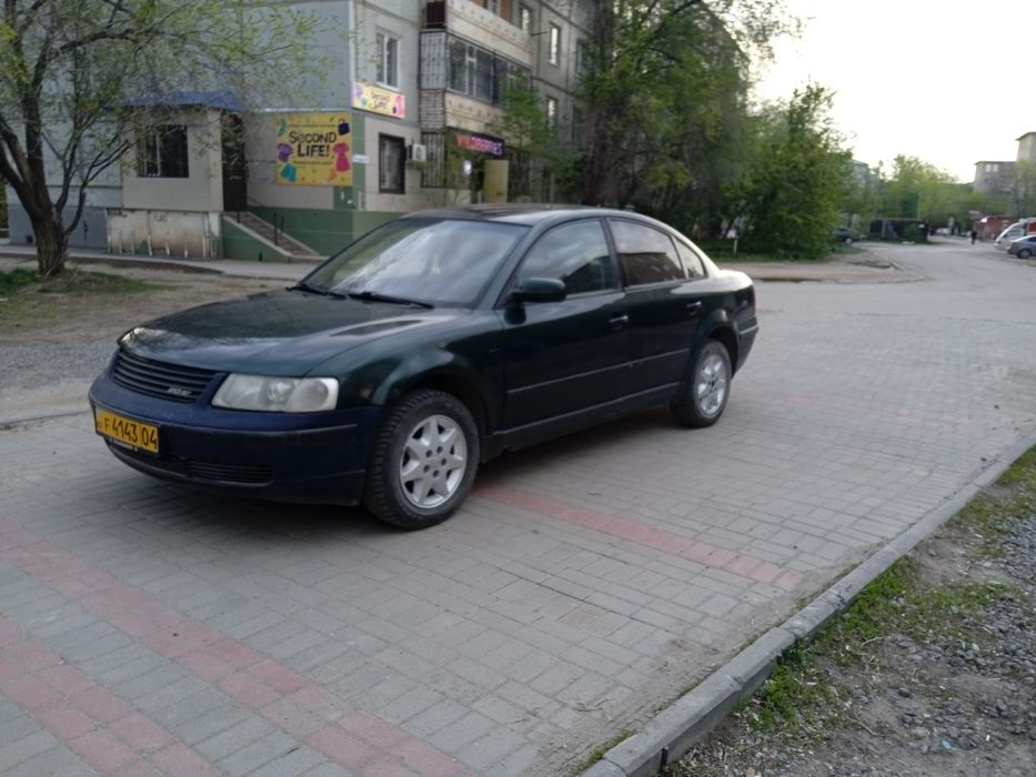 Фольксваген Пассат В-5
