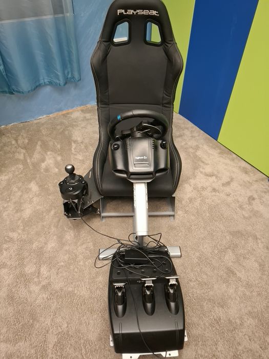 Рейсинг симулатор комплект - Playseat Evolution + Волан Logitech G29 + Shifter