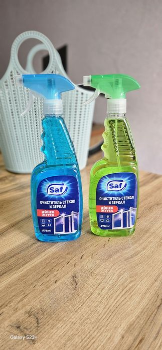 Стеклочиститель спрей