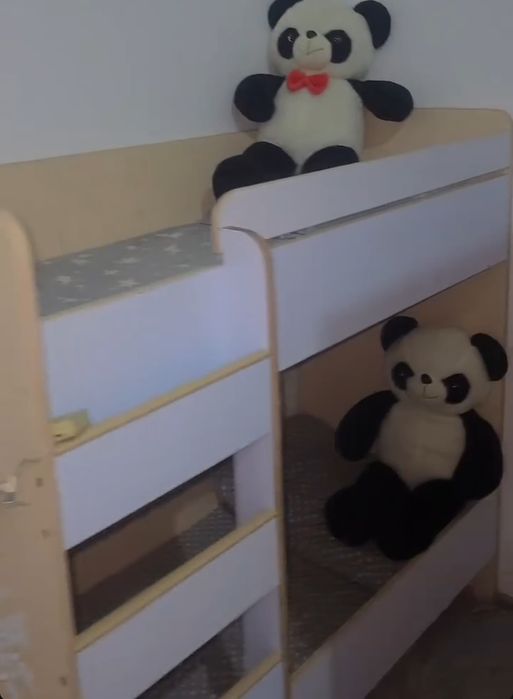 Продам кровать двухярусный