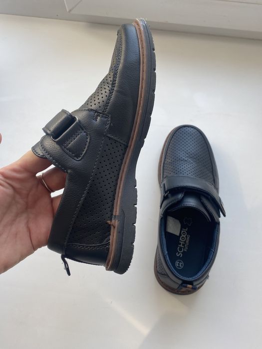 Продам детские туфли