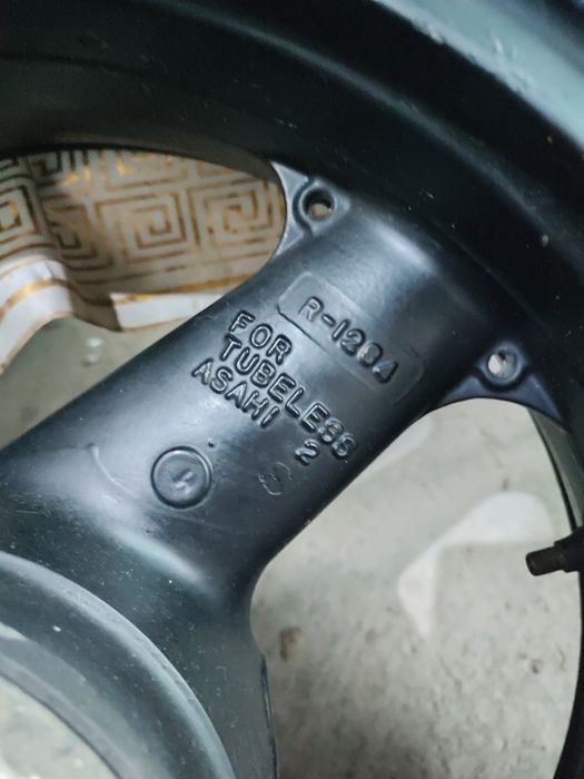 Продам колесо Kawasaki.