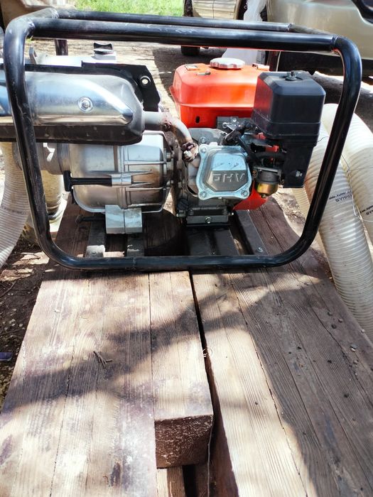 Бензиновая Мото помпа