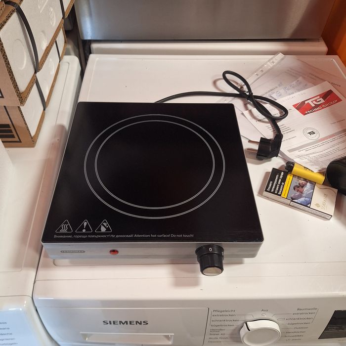 Нов керамичен котлон 2000W гаранция 24 месеца