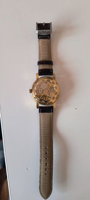 Vând sau schimb ceas mecanic