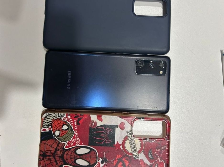 Samsung s 20 fe +аирподс не ориг