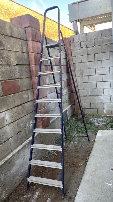 Продам стремянку