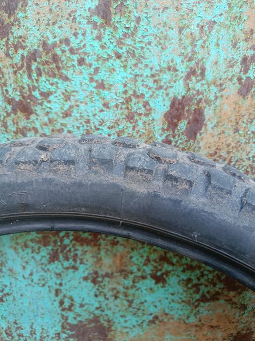 Мотошина бу 2.50х17