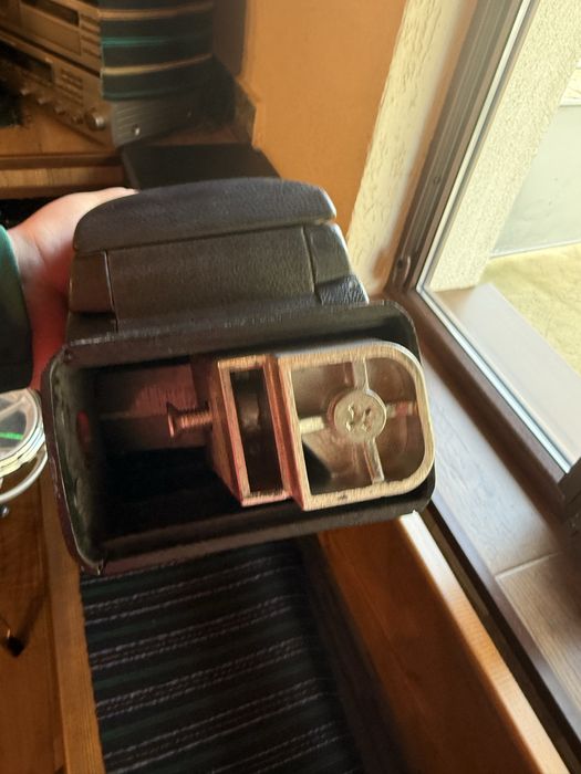 Подлакътник сеат леон