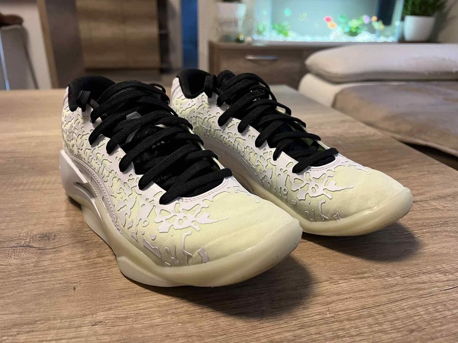Nike Jordan Zion 3 GS, номер 37,5