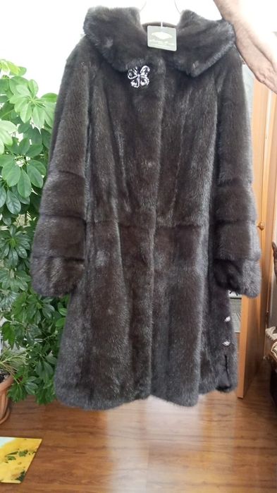 Продам норковую шубу