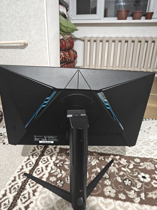 Монитор ThunderRobot