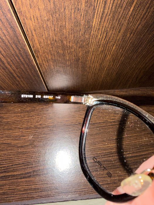 Диоптрични рамки за очила Prada и Etro