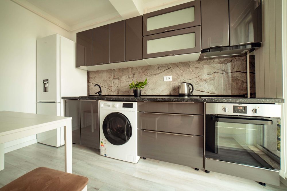 Coresi Mall / Cazare Regim Hotelier / Plata Vouchere / Oferim Factura