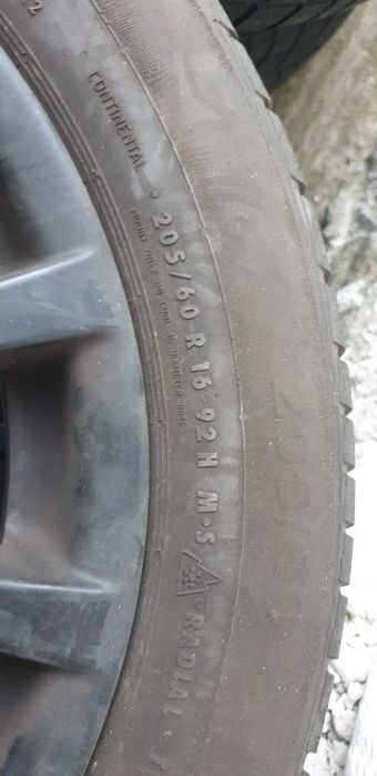 Roti bmw is31 cauciucuri iarna 205 60 R16